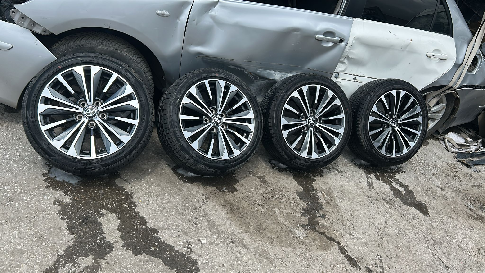 Toyota corolla 17 inç jant takımı